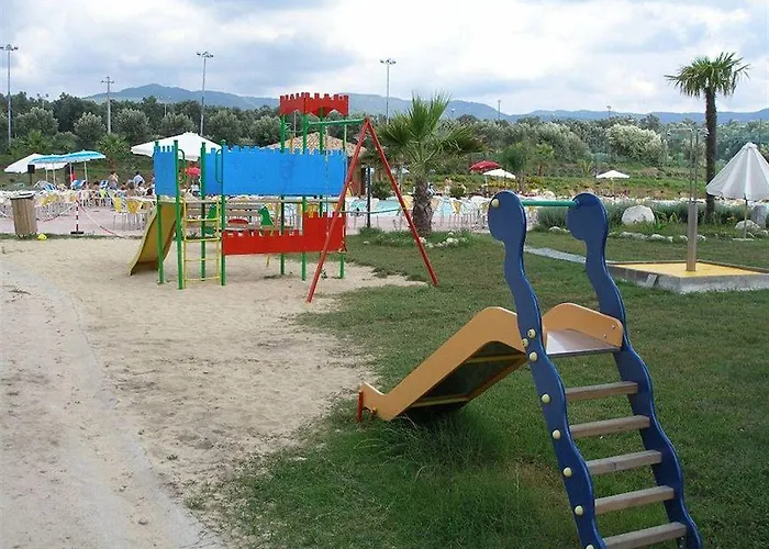 Uliveto Principessa Park מלון Taurianova