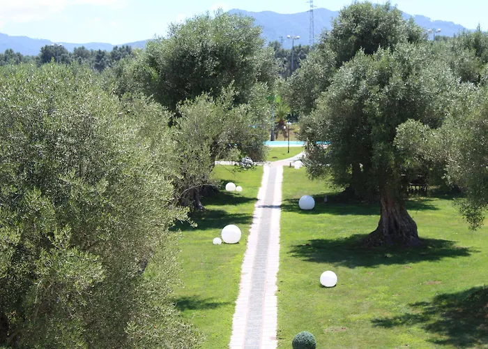 מלון Uliveto Principessa Park 4*