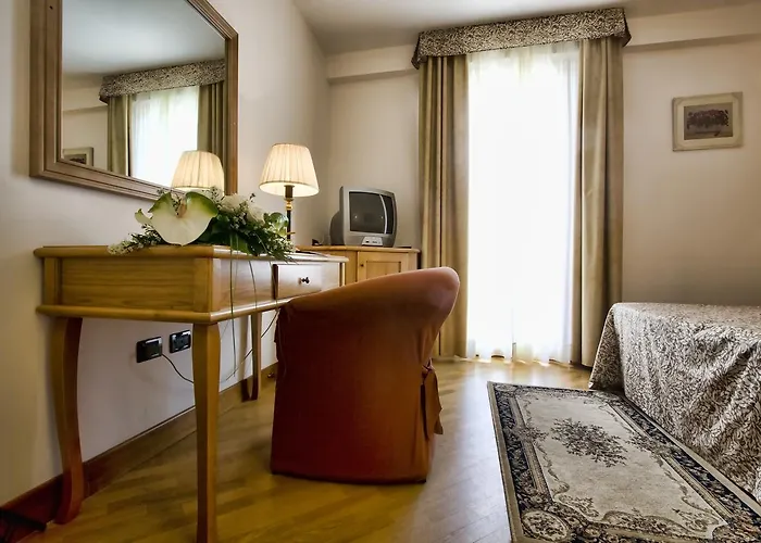 מלון Uliveto Principessa Park 4*